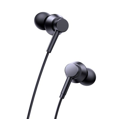 Tai nghe có dây hiệu Baseus Encok CZ11 - Khám phá giải pháp âm thanh hoàn hảo cho các thiết bị Type-C với tai nghe <strong>Baseus Encok CZ11</strong>. Được thiết kế dành riêng cho điện thoại, máy tính bảng không có cổng 3.5mm, tai nghe mang đến khả năng kết nối plug-and-play tiện lợi. Màng loa composite 14mm tái tạo chất âm Hi-Fi sống động, cân bằng giữa dải bass mạnh mẽ và treble trong trẻo. Thiết kế công thái học với góc nghiêng thông minh và tips silicone mềm mại, đảm bảo cảm giác đeo thoải mái và khả năng cách âm thụ động hiệu quả. Tích hợp micro và bộ điều khiển ngay trên dây, <strong>Baseus Encok CZ11</strong> là người bạn đồng hành lý tưởng cho cả nhu cầu nghe nhạc và đàm thoại hàng ngày.