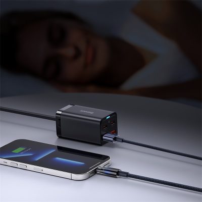 Cáp sạc nhanh tự ngắt hiệu Baseus Explorer Series USB to IP 2.4A 1m - Bạn lo lắng về việc sạc iPhone qua đêm sẽ làm chai pin? Cáp sạc <strong>Baseus Explorer Series</strong> là giải pháp hoàn hảo dành cho bạn! Được trang bị chip tự ngắt thông minh, cáp sẽ tự động ngắt nguồn điện sau khi thiết bị được sạc đầy, bảo vệ tuổi thọ pin một cách tối ưu. Đèn LED báo trạng thái trực quan giúp bạn dễ dàng nhận biết khi nào quá trình sạc hoàn tất. Cung cấp dòng sạc nhanh và ổn định 2.4A, kết hợp với thiết kế dây dù bện và đầu cắm hợp kim sang trọng, siêu bền bỉ. Hãy chọn cáp <strong>Baseus Explorer Series</strong> để sạc an toàn, ngủ an tâm và giữ cho chiếc iPhone của bạn luôn khỏe mạnh.