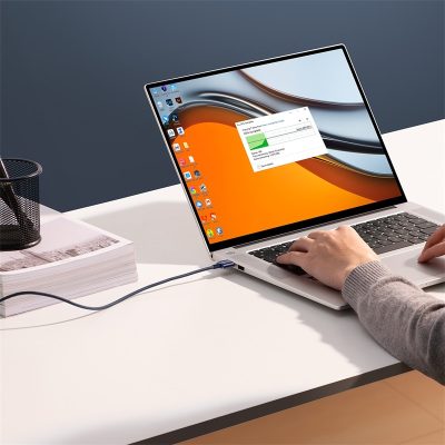 Cáp sạc nhanh tự ngắt hiệu Baseus Explorer Series USB to IP 2.4A 1m - Bạn lo lắng về việc sạc iPhone qua đêm sẽ làm chai pin? Cáp sạc <strong>Baseus Explorer Series</strong> là giải pháp hoàn hảo dành cho bạn! Được trang bị chip tự ngắt thông minh, cáp sẽ tự động ngắt nguồn điện sau khi thiết bị được sạc đầy, bảo vệ tuổi thọ pin một cách tối ưu. Đèn LED báo trạng thái trực quan giúp bạn dễ dàng nhận biết khi nào quá trình sạc hoàn tất. Cung cấp dòng sạc nhanh và ổn định 2.4A, kết hợp với thiết kế dây dù bện và đầu cắm hợp kim sang trọng, siêu bền bỉ. Hãy chọn cáp <strong>Baseus Explorer Series</strong> để sạc an toàn, ngủ an tâm và giữ cho chiếc iPhone của bạn luôn khỏe mạnh.
