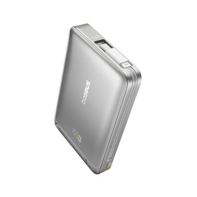 Sạc dự phòng hiệu Baseus Nomos Qi2 3-in-1 Magnetic 10000mAh 45W - Đón đầu tương lai của sạc di động với <strong>Baseus Nomos Qi2 3-in-1 Magnetic 10000mAh 45W</strong>. Đây là giải pháp năng lượng tối thượng, kết hợp sạc không dây từ tính chuẩn Qi2 15W hiệu suất cao và sạc có dây Power Delivery 45W mạnh mẽ, đủ sức sạc nhanh cho cả MacBook. Thiết kế "3 trong 1" thông minh biến nó thành một viên pin di động, một chân đế sạc để bàn thanh lịch và một trạm sạc có dây đa năng. Với dung lượng 10000mAh, màn hình kỹ thuật số và thiết kế cao cấp, <strong>Baseus Nomos Qi2 3-in-1 Magnetic 10000mAh 45W</strong> là người bạn đồng hành hoàn hảo cho người dùng công nghệ đòi hỏi cao nhất về hiệu năng và sự tiện lợi.