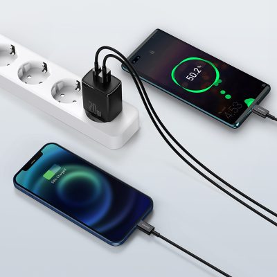 Sạc nhanh hiệu Baseus Compact U+C 20W EU - Bạn có mệt mỏi với việc mang theo nhiều củ sạc cho các thiết bị khác nhau? <strong>Baseus Compact U+C 20W EU</strong> chính là giải pháp năng lượng tối giản và hiệu quả. Với kích thước siêu nhỏ gọn chỉ nằm trong lòng bàn tay, củ sạc này cung cấp 2 cổng sạc tiện lợi: USB-C (PD 20W) cho iPhone và USB-A (QC 18W) cho các thiết bị Android. Sạc đầy 60% pin cho iPhone chỉ trong 30 phút. Khả năng sạc đồng thời 2 thiết bị giúp bạn tiết kiệm thời gian và không gian ổ cắm. An toàn, mạnh mẽ và siêu di động, <strong>Baseus Compact U+C 20W EU</strong> là người bạn đồng hành không thể thiếu cho cuộc sống số của bạn.