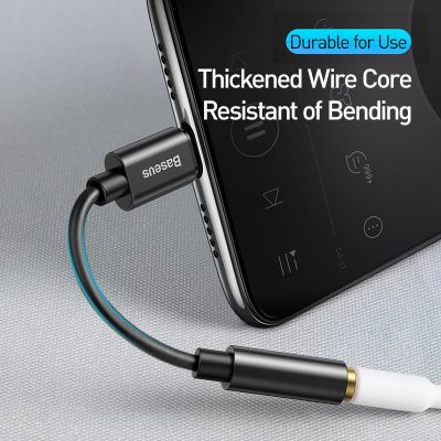 Đầu chuyển đổi hiệu Baseus Type-C Male to 3.5mm Female L54 - Điện thoại của bạn không có jack 3.5mm? Đừng vội từ bỏ chiếc tai nghe có dây yêu thích của mình! Đầu chuyển đổi <strong>Baseus Type-C Male to 3.5mm Female L54</strong> là giải pháp hoàn hảo, giúp kết nối tai nghe 3.5mm truyền thống với các thiết bị Type-C hiện đại. Được trang bị chip giải mã âm thanh (DAC) cao cấp, adapter đảm bảo truyền tải chất âm Hi-Fi trung thực, không suy hao, giữ trọn vẹn cảm xúc của bản nhạc gốc. Sản phẩm hỗ trợ đầy đủ micro đàm thoại và các phím chức năng trên dây tai nghe. Với thiết kế dây dù bện bền bỉ và vỏ hợp kim nhôm sang trọng, <strong>Baseus Type-C Male to 3.5mm Female L54</strong> là phụ kiện nhỏ gọn, đáng tin cậy cho mọi tín đồ âm thanh.