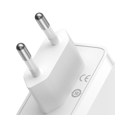 Bộ sạc nhanh hiệu Baseus GaN5 Pro 2C + U 140W EU (With Cable Type-C to Type-C 240W 1m) - Giải phóng sức mạnh tối thượng cho mọi thiết bị của bạn với củ sạc <strong>Baseus GaN5 Pro</strong> 140W. Đây là trạm năng lượng di động đích thực, tích hợp công nghệ GaN5 tiên tiến nhất, mang đến công suất 140W khổng lồ trong một kích thước nhỏ gọn đến kinh ngạc. Với 2 cổng USB-C và 1 cổng USB-A, sản phẩm có thể sạc nhanh đồng thời cho MacBook Pro 16 inch, iPad và điện thoại. Đặc biệt, bộ sản phẩm là một món hời công nghệ khi đi kèm sẵn sợi cáp Type-C to Type-C 240W chuẩn PD 3.1, đảm bảo hiệu suất tối đa. Hãy đơn giản hóa cuộc sống và dọn dẹp bàn làm việc của bạn với <strong>Baseus GaN5 Pro</strong>.
