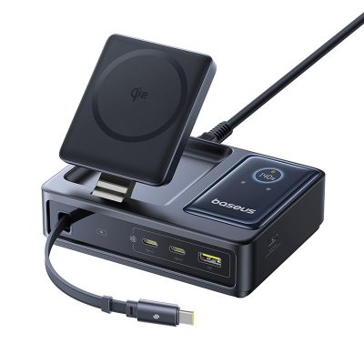Đế sạc đa năng hiệu Baseus Nomos Qi2 5-in-1 with Retractable Cable 140W US - Màu đen - Dọn dẹp hoàn toàn không gian làm việc của bạn với trạm sạc tối thượng <strong>Baseus Nomos Qi2 5-in-1</strong>. Đây là giải pháp năng lượng "tất cả trong một", thay thế 5 củ sạc và mớ dây cáp rối rắm. Trạm sạc cung cấp sạc không dây từ tính chuẩn Qi2 15W cho iPhone, sạc riêng cho Apple Watch và AirPods, một cáp sạc USB-C rút gọn tiện lợi và một cổng USB-C 140W mạnh mẽ. Với công nghệ GaN tiên tiến, sản phẩm có thể sạc nhanh đồng thời cho cả MacBook Pro, iPhone và các phụ kiện khác trong một thiết kế nhỏ gọn, thanh lịch. Hãy đầu tư vào sự tối giản và hiệu suất đỉnh cao với <strong>Baseus Nomos Qi2 5-in-1</strong>.