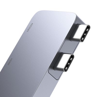 Thiết bị mở rộng hiệu Baseus UltraJoy Series 6-Port (Direct-Link Type) - Tối ưu hóa sức mạnh cho MacBook Pro/Air của bạn với hub <strong>Baseus UltraJoy Series 6-Port</strong>. Với thiết kế cắm trực tiếp (Direct-Link) độc đáo, hub gắn liền vào cạnh máy, tạo nên một tổng thể liền lạc, thẩm mỹ và loại bỏ hoàn toàn dây cáp rườm rà. Sản phẩm mở rộng 2 cổng Type-C thành 6 cổng thiết yếu: HDMI 4K, 2 cổng USB 3.0 tốc độ cao, khe đọc thẻ nhớ kép SD/TF và cổng Type-C hỗ trợ sạc nhanh PD. Vỏ nhôm nguyên khối sang trọng, tản nhiệt hiệu quả, <strong>Baseus UltraJoy Series 6-Port</strong> không chỉ là một phụ kiện, mà là một phần nâng cấp hoàn hảo, giúp bạn làm việc và sáng tạo không giới hạn, biến chiếc MacBook thành một trạm làm việc di động thực thụ.