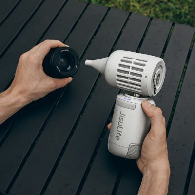 Quạt ngoài trời đa năng Jisulife Ultra 1, công suất 54W, dung lượng pin 13.500mAh - Đánh bay cơn nóng mùa hè trong mọi chuyến dã ngoại, cắm trại với <strong>quạt ngoài trời đa năng Jisulife Ultra 1</strong>. Đây không chỉ là một chiếc quạt, mà là một "cơn bão" di động với công suất cực đại 54W, tạo ra luồng gió mạnh mẽ lên tới 11m/s. Được trang bị viên pin "khủng" 13.500mAh cho thời gian sử dụng bền bỉ, và thiết kế chắc chắn, sản phẩm này là người bạn đồng hành lý tưởng cho mọi hoạt động ngoài trời. Trải nghiệm sự mát mẻ, tiện lợi và đa năng mà <strong>quạt ngoài trời đa năng Jisulife Ultra 1</strong> mang lại, giúp chuyến đi của bạn trở nên trọn vẹn hơn bao giờ hết.