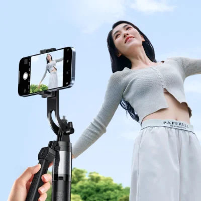 Gậy Chụp Ảnh Selfie REMAX P30, Tích Hợp Tripod 4 Chân, Remote Bluetooth, Dài 1.8m - <p dir="ltr" data-pm-slice="1 1 []">Gậy chụp ảnh selfie REMAX <strong>P30</strong> tích hợp tripod 4 chân, dài tối đa 1.8m, remote Bluetooth điều khiển từ xa 10m. Chất liệu ABS + thép không gỉ, trọng lượng 360g, xoay 360°. Tương thích Android 4.3+, iOS 5.0+. Pin remote 50mAh, sạc 1.5-2h, dùng 10h. Bảo hành 12 tháng, lý tưởng chụp ảnh, quay video, livestream.</p>