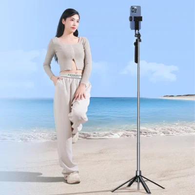 Gậy Chụp Ảnh Selfie REMAX P30, Tích Hợp Tripod 4 Chân, Remote Bluetooth, Dài 1.8m - <p dir="ltr" data-pm-slice="1 1 []">Gậy chụp ảnh selfie REMAX <strong>P30</strong> tích hợp tripod 4 chân, dài tối đa 1.8m, remote Bluetooth điều khiển từ xa 10m. Chất liệu ABS + thép không gỉ, trọng lượng 360g, xoay 360°. Tương thích Android 4.3+, iOS 5.0+. Pin remote 50mAh, sạc 1.5-2h, dùng 10h. Bảo hành 12 tháng, lý tưởng chụp ảnh, quay video, livestream.</p>