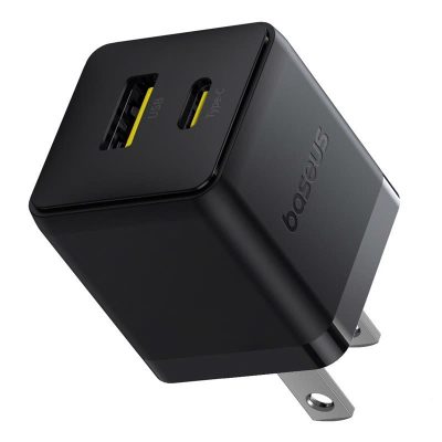 Sạc nhanh hiệu Baseus Palm C+U 20W US - Bạn đã mệt mỏi với việc mang theo nhiều củ sạc cho các thiết bị khác nhau? <strong>Baseus Palm C+U 20W US</strong> chính là giải pháp năng lượng tối giản và hiệu quả. Với kích thước siêu nhỏ gọn chỉ nằm trong lòng bàn tay, củ sạc này cung cấp 2 cổng sạc tiện lợi: USB-C (PD 20W) cho iPhone và USB-A (QC 18W) cho các thiết bị Android. Sạc đầy 60% pin cho iPhone chỉ trong 30 phút. Khả năng sạc đồng thời 2 thiết bị giúp bạn tiết kiệm thời gian và không gian ổ cắm. An toàn, mạnh mẽ và siêu di động, <strong>Baseus Palm C+U 20W US</strong> là người bạn đồng hành không thể thiếu cho cuộc sống số của bạn.