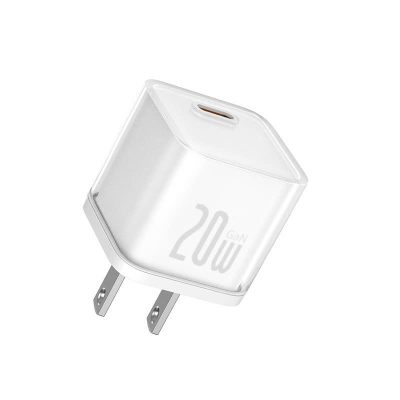 Sạc nhanh hiệu Baseus GaN5S 1C 20W US - Trải nghiệm tốc độ sạc vượt trội trong một thiết kế nhỏ gọn đến không ngờ với củ sạc <strong>Baseus GaN5S 1C 20W US</strong>. Tích hợp công nghệ GaN5S tiên tiến nhất, củ sạc này mang đến công suất Power Delivery 20W mạnh mẽ, có khả năng sạc đầy 60% pin cho iPhone chỉ trong 30 phút. Với kích thước chỉ tương đương một đồng xu, sản phẩm là người bạn đồng hành lý tưởng cho những chuyến đi, giúp tiết kiệm không gian mà không hy sinh hiệu suất. Tích hợp chip thông minh bảo vệ an toàn cho thiết bị, <strong>Baseus GaN5S 1C 20W US</strong> là sự nâng cấp hoàn hảo để thay thế cho củ sạc 5W cũ kỹ, mang lại trải nghiệm sạc nhanh chóng và an toàn.
